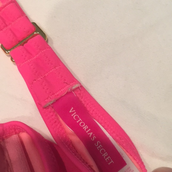 - Victoria’s Secret Bikini Top Small - Picture 5 of 6